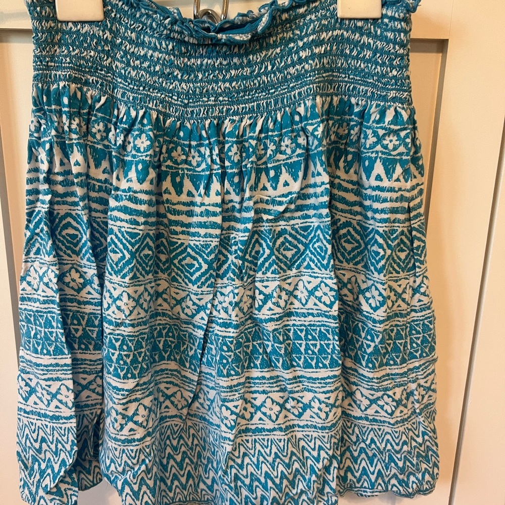 Epic Threads Blue and White Patterned Skirt size large